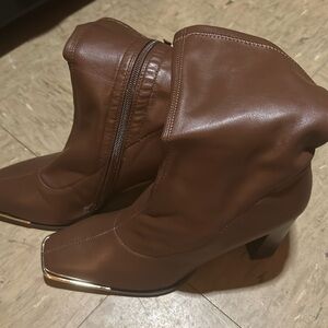 Chocolate with Gold trim thick heel Great for a night out on the town